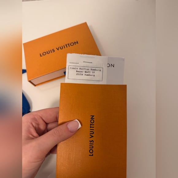 Louis Vuitton Charms Card Holder - Picture 8 of 8